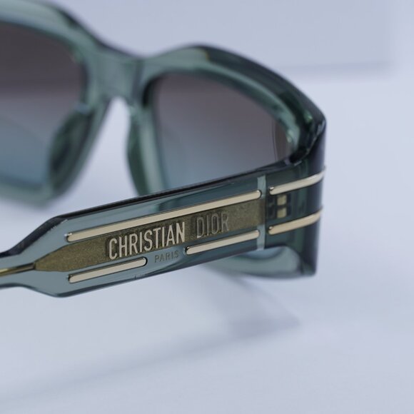 Final Price! Dior DIORSIGNATURE S9U 55F2 Green Sunglasses